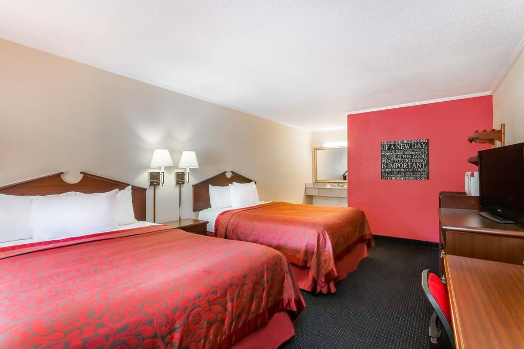Days Inn By Wyndham Jane Lew Weston Area Экстерьер фото