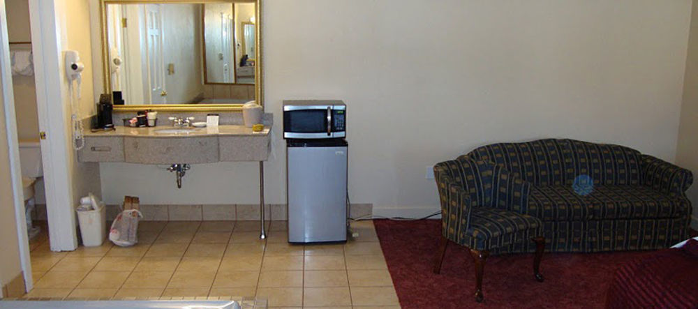 Days Inn By Wyndham Jane Lew Weston Area Экстерьер фото
